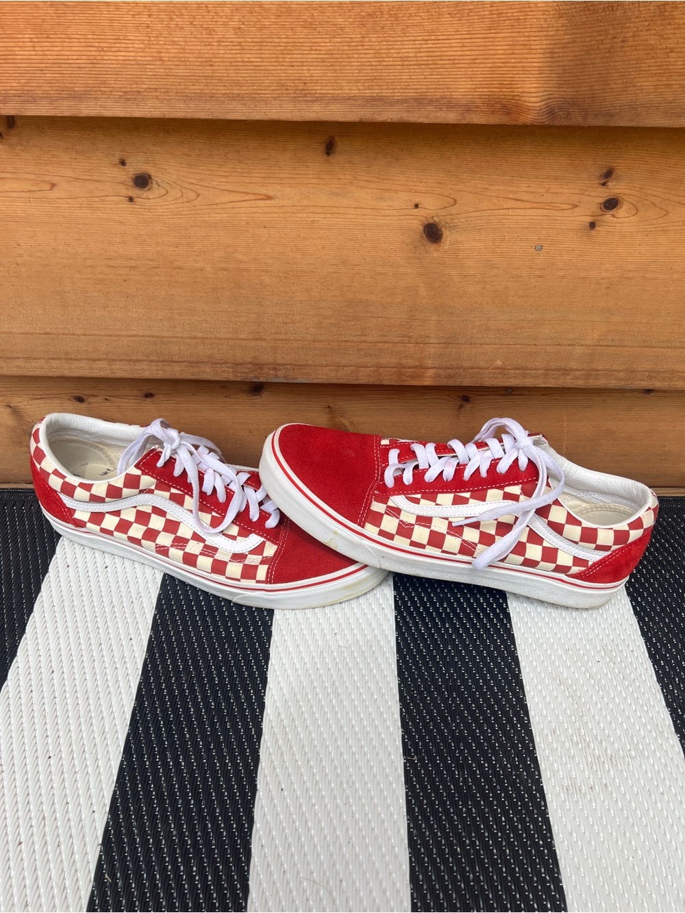 Vans Old Skool Checkerboard Sneakers in Red and White - Picture 4 of 5